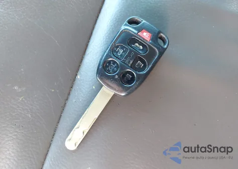 2011 Honda Odyssey Touring/Touring Elite from USA, damaged, VIN 5FNRL5H9XBB088963